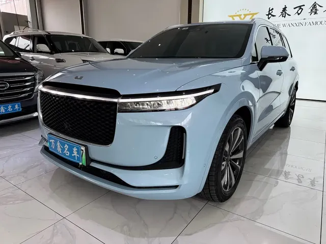 Li Auto Li ONE 2020 Extended Range 6-seater