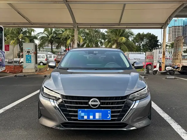 Nissan Sylphy 2023 1.6L CVT Deluxe Edition