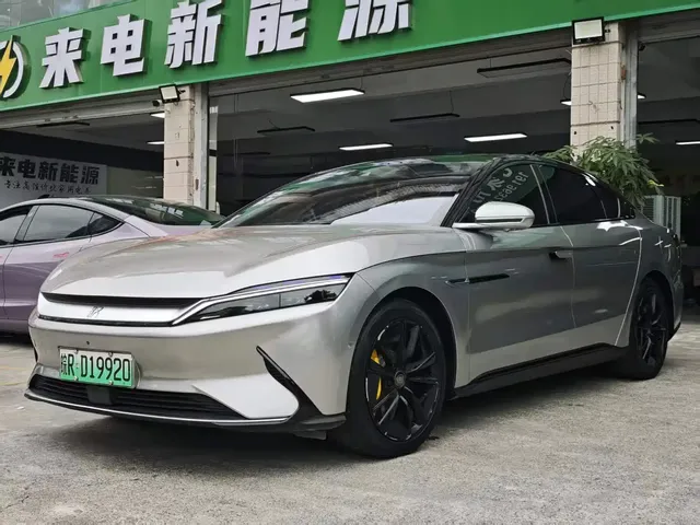 BYD Han 2022 DM-i 121KM Premium Edition