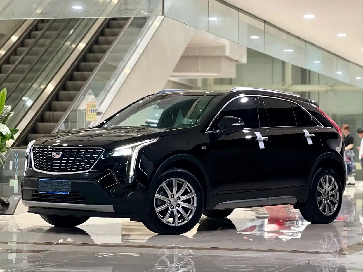 Cadillac XT4 2022 28T FWD Luxury