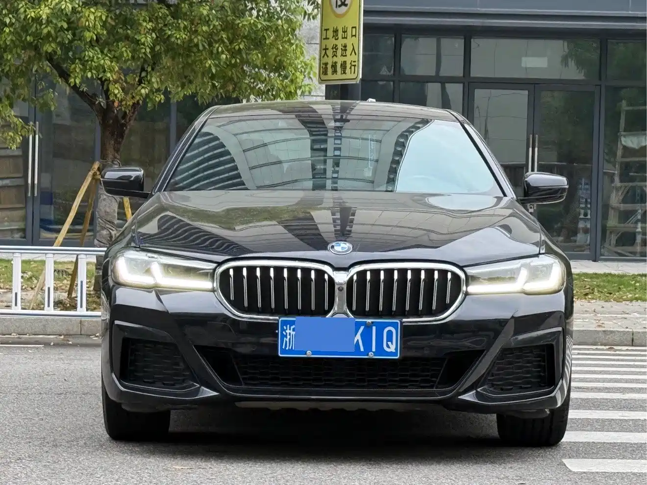BMW 5 Series 2021 530Li Leading M Sport Package