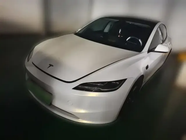 Tesla Model 3 2023 Rear-Wheel Drive
