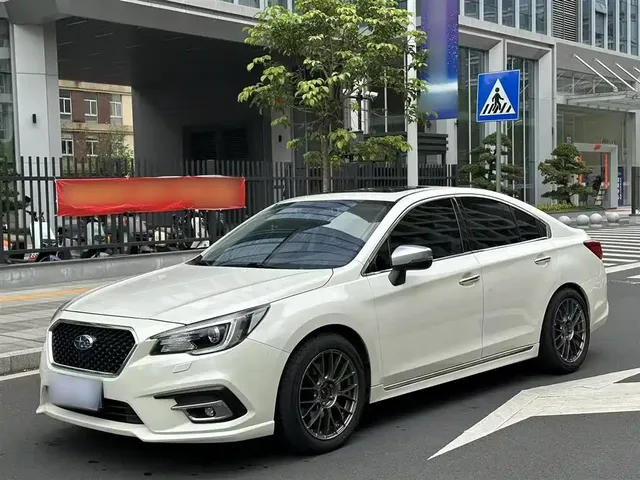 Subaru Legacy 2018 2.5i AWD Glory Edition EyeSight