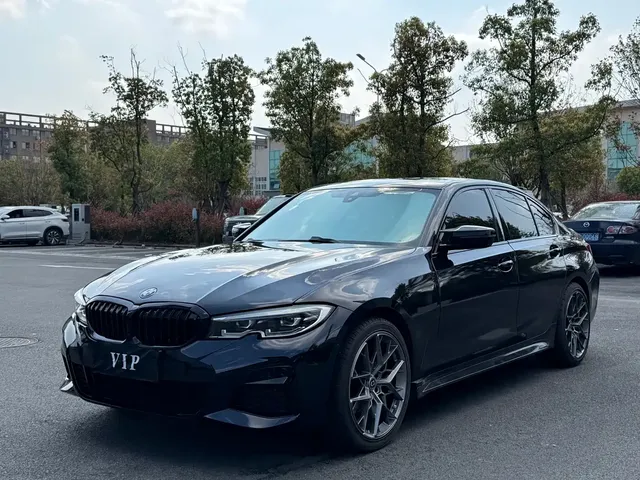 BMW 3 Series 2020 330i M Sport Blackout Package