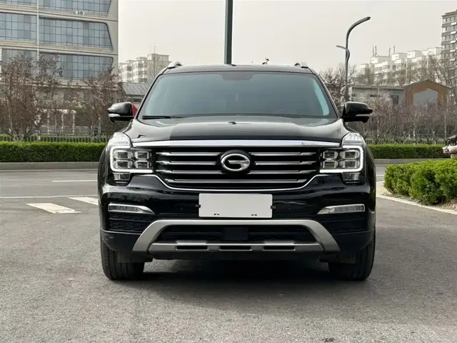 GAC Trumpchi GS8 2017 320T 2WD Luxury Smart Connect (7-seater)