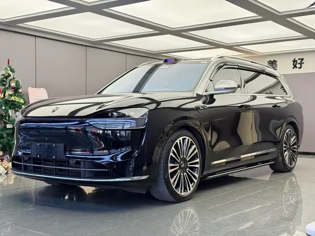 AITO Wenjie AITO M9 2024 Range Extender Max Edition 42kWh 6-seater