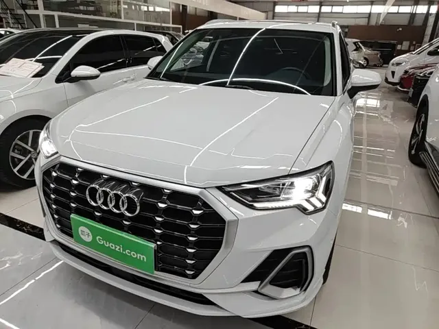 Audi Q3 2023 35 TFSI Fashion Dynamic Model (1.5T)