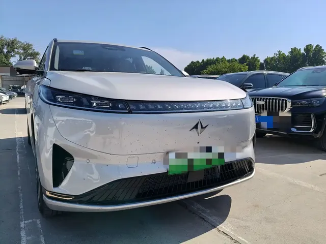 Dongfeng Yipai eπ008 2024 210Max Range Extender 6-Seater