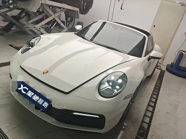 Porsche 911 2023 Targa 4 3.0T