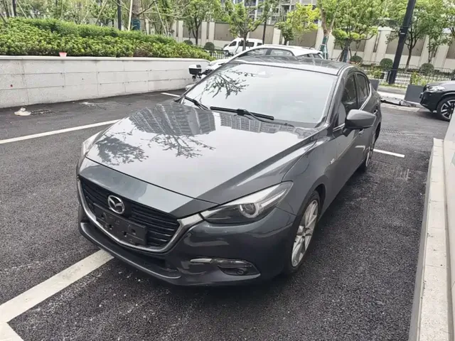 Mazda 3 Axela 2019 Cloud Control Edition Sedan 2.0L Auto Flagship China VI
