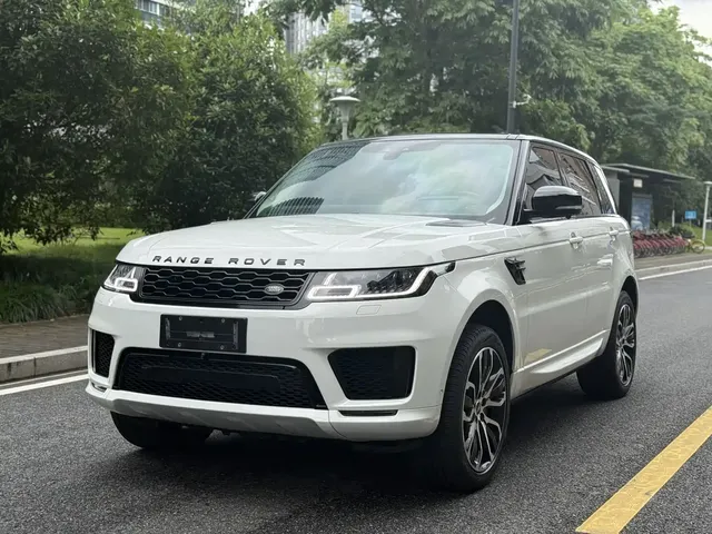 Land Rover Range Rover Sport 2022 3.0 L6 Gloss Black Edition