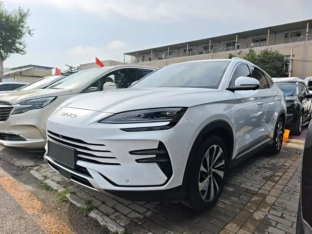 BYD Song PLUS PHEV 2023 Champion Edition DM-i 110KM Flagship PLUS