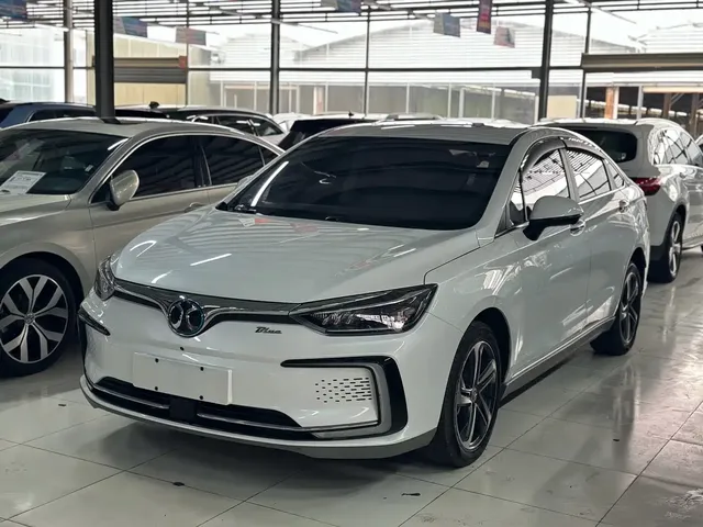 BAIC Beijing EU5 2018 R500 Smart Wind Edition