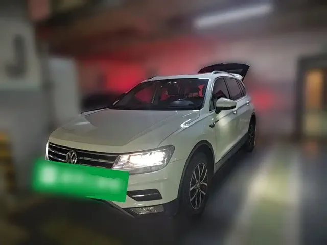 Volkswagen Tiguan L 2018 330TSI Automatic 2WD Luxury Edition