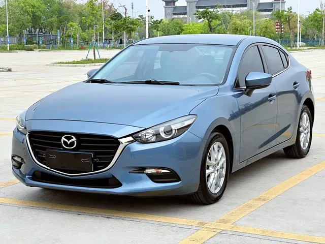 Mazda 3 Axela 2019 Cloud Control Sedan 1.5L Auto Comfort (China V)