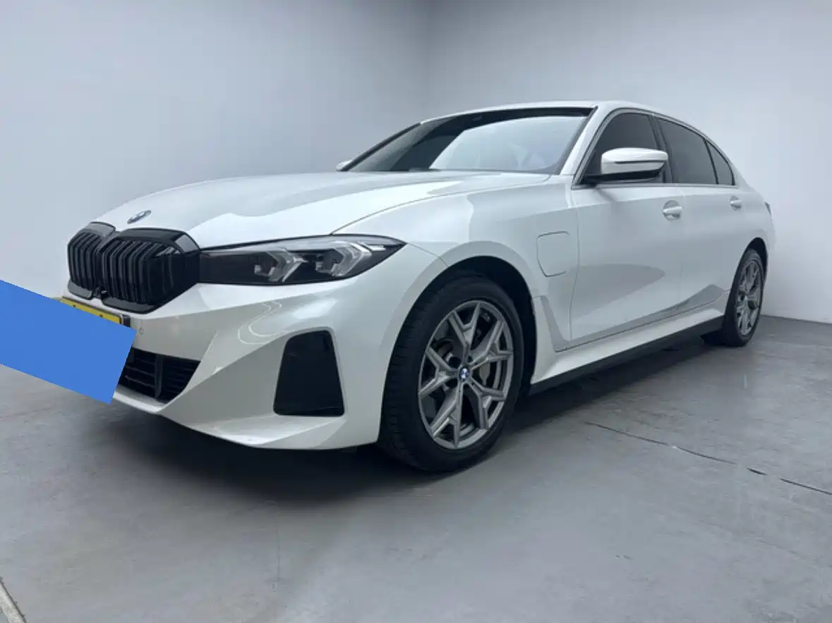 BMW i3 2025 eDrive 35 L