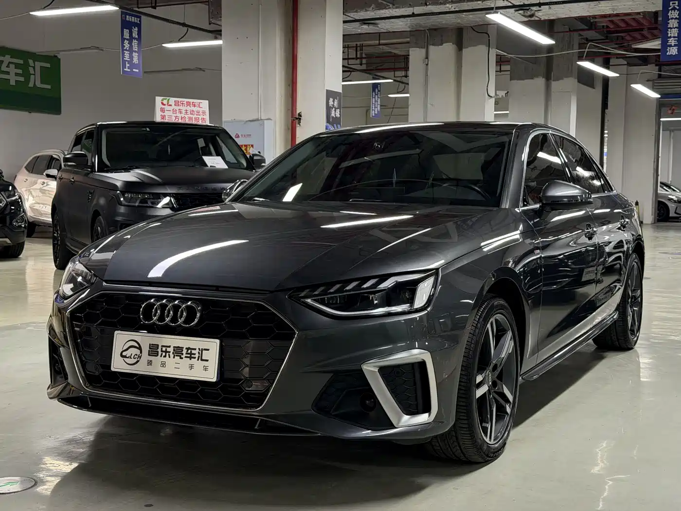 Audi A4L 2022 40 TFSI Luxury Dynamic
