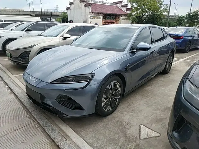 BYD Seal 2023 Champion Edition 550km Premium