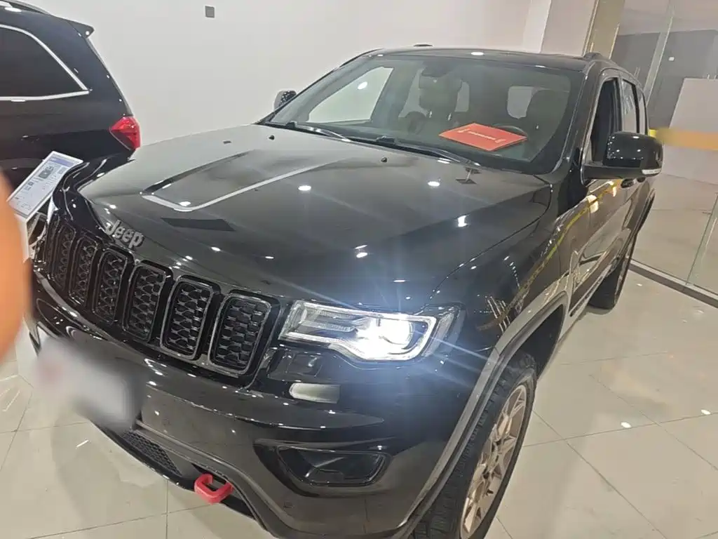 Jeep Grand Cherokee (Import) 2020 3.0L Elite Navigation Edition
