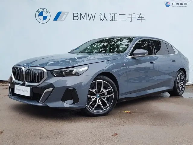 BMW i5 2024 eDrive 35L Premium Model M Sport Package