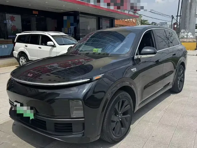 Li Auto Li L8 2023 Pro