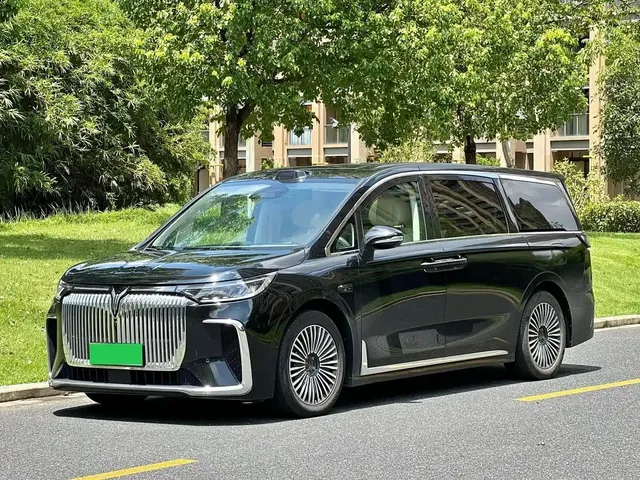 Voyah Auto Voyah Dreamer 2025 PHEV AWD Flagship Qian Kun Edition