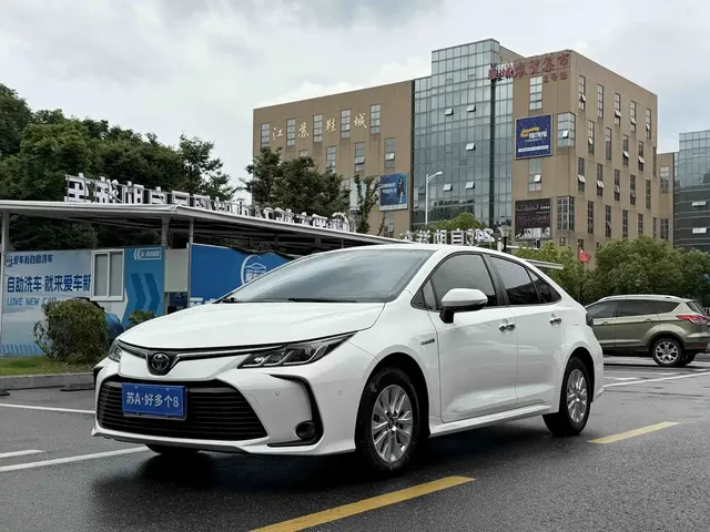 Toyota Corolla 2022 Hybrid 1.8L E-CVT Pioneer Edition