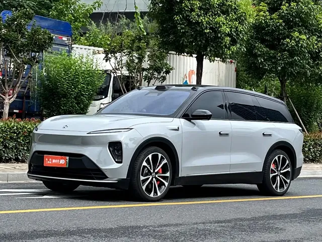 NIO ES8 2023 100kWh Signature Edition