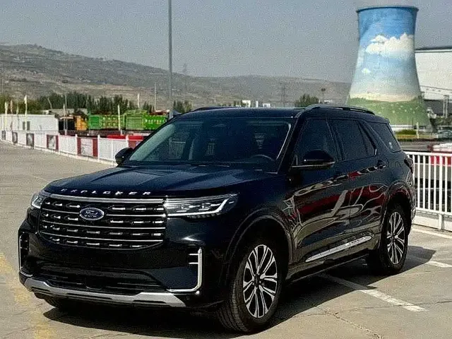 Ford Explorer 2024 2.3T EcoBoost AWD Titanium Edition 7-Seater