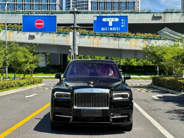 Rolls-Royce Cullinan 2024 4-Seater