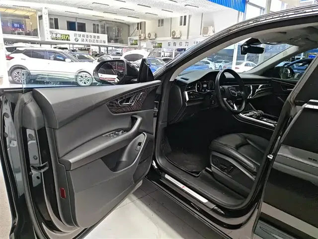 Audi Q8 2022 55 TFSI Luxury Dynamic