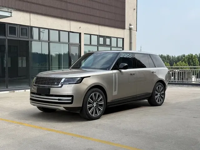 Land Rover Range Rover 2025 3.0 L6 400PS Genesis Extended Wheelbase