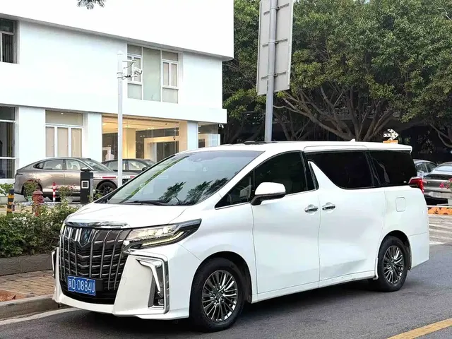 Toyota Alphard 2021 Hybrid 2.5L Luxury
