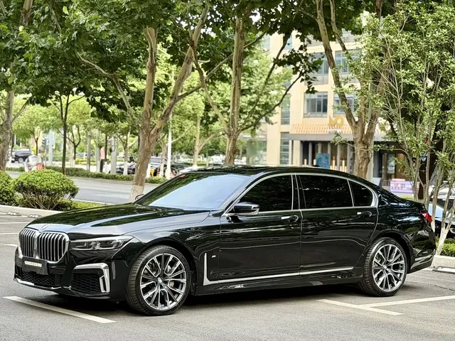 BMW 7 Series 2019 Facelift 740Li Exclusive M Sport Package