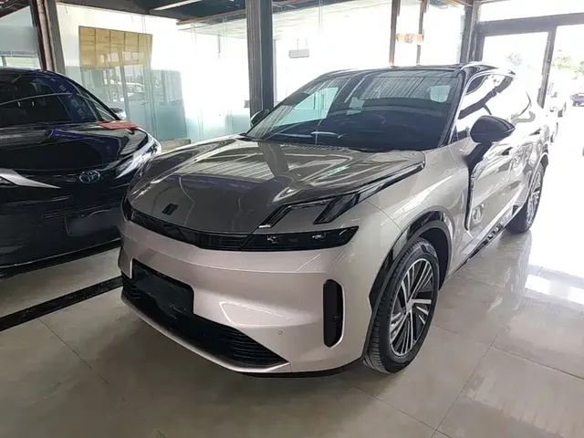 Lynk & Co 08 EM-P 2023 120km Long Range Halo