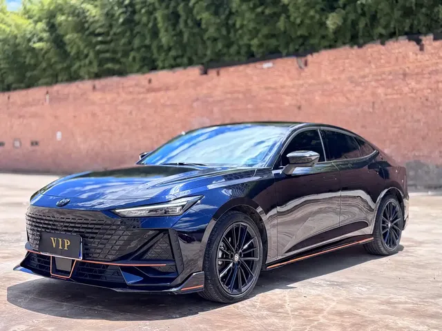 Changan UNI-V 2023 1.5T Sport Edition