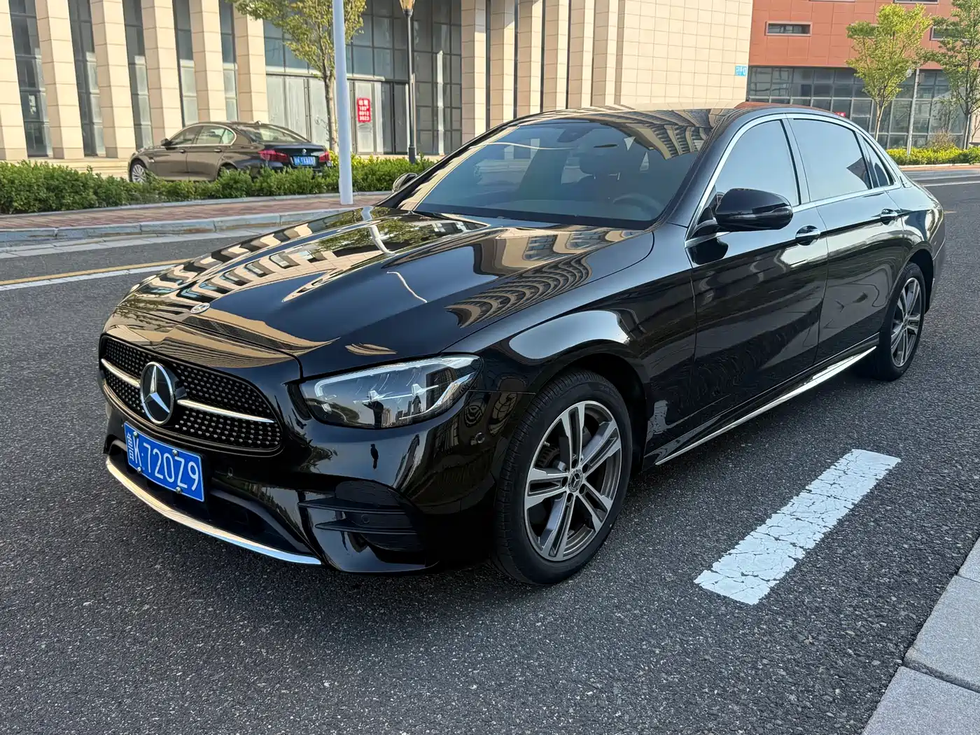 Mercedes-Benz E-Class 2023 E 260 L Sport