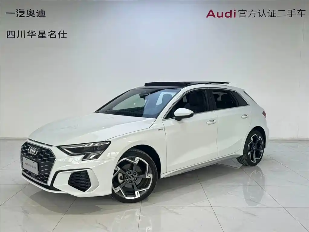 Audi A3 2023 Sportback 35 TFSI Fashion Sport