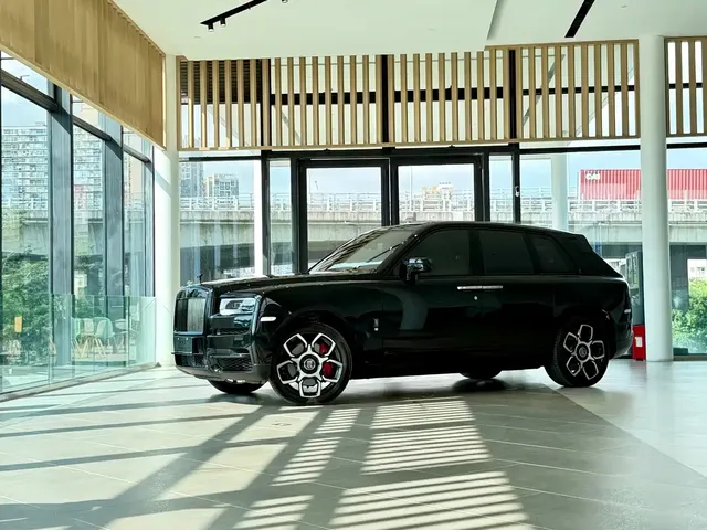 Rolls-Royce Cullinan 2018 4-Seater Version
