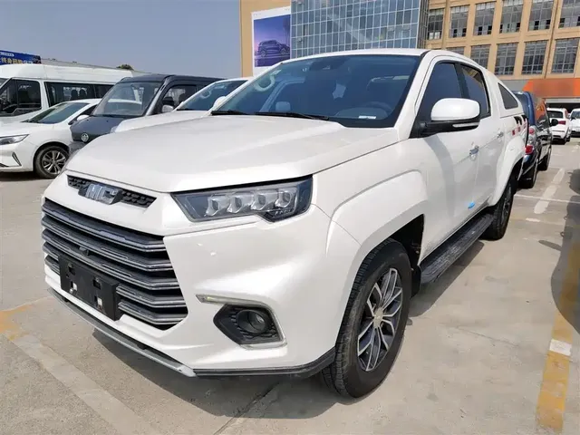 Jiangling Yuhu 9 2019 2.0T Manual Gasoline 4WD Comfort
