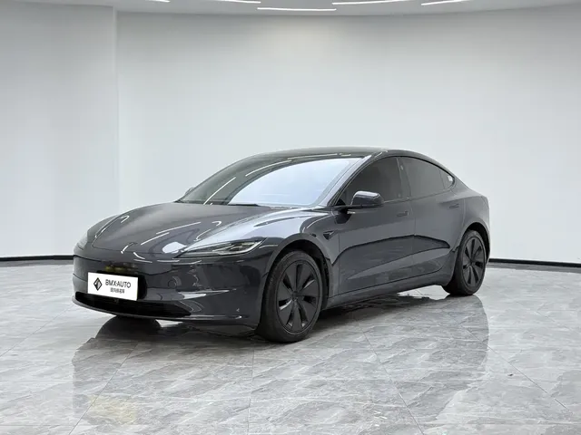 Tesla Model 3 2025 Model Year Facelift Rear-Wheel Drive