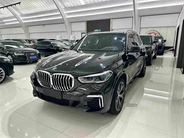 BMW X5 2022 Model xDrive 40Li M Sport Package