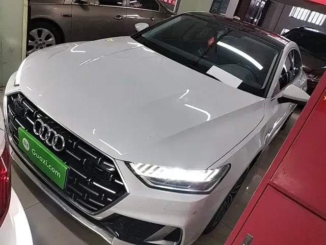 Audi A7L 2024 45 TFSI Luxury