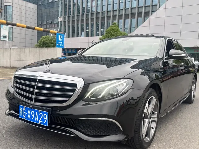 Mercedes-Benz E-Class 2019 E 200 L Sport