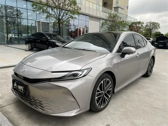 Toyota Camry 2026 Hybrid 2.0HG Premium Edition