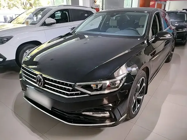 Volkswagen Magotan 2025 Facelift II Public Edition 330TSI DSG Luxury