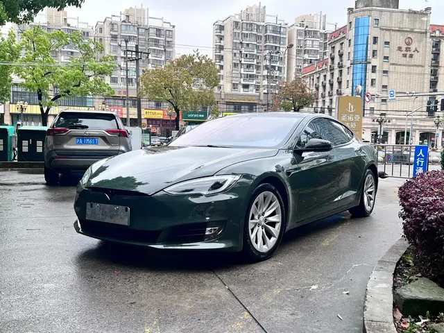 Tesla Model S 2017 Model S 100D Long Range
