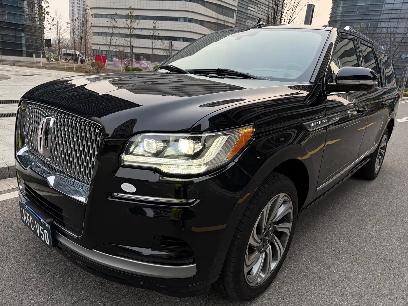 Lincoln Navigator 2022 Model 3.5T Long Wheelbase Presidential Edition