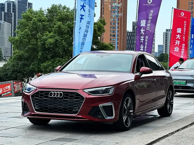 Audi A4L 2020 40 TFSI Fashion Dynamic Edition