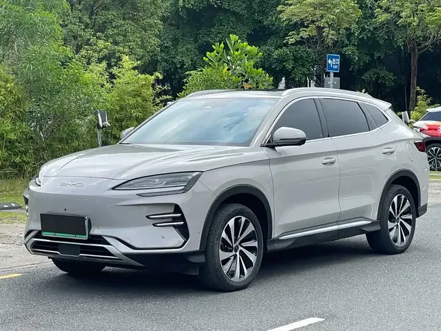 BYD Song PLUS PHEV 2023 Champion Edition EV 605KM Flagship PLUS